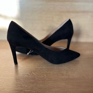 Brand new black H&M pumps